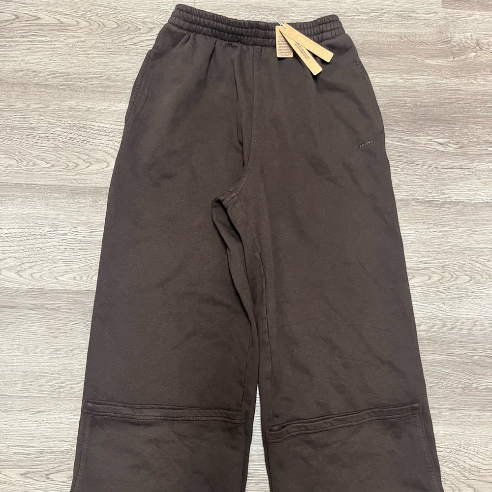 Skims Boyfriend Fleece Oversized Straight Leg Pant in Espresso - Picture 4 of 8